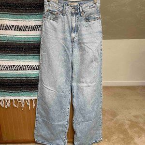 Levi's jeans ribcage wide leg women's 28